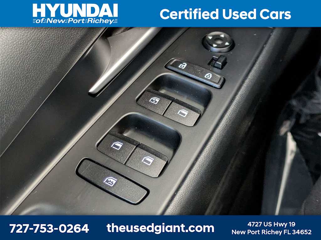 Thumbnail: 2023 Hyundai Elantra - 31