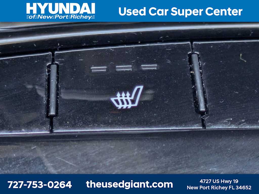 Thumbnail: 2023 Hyundai Santa Cruz - 25