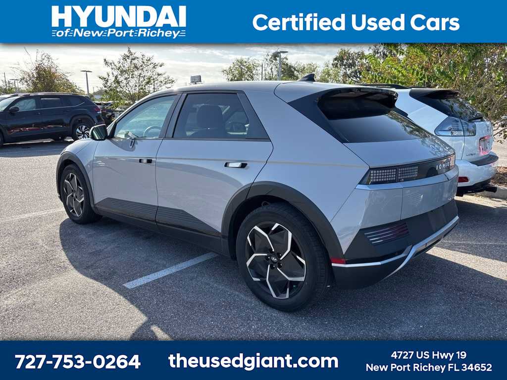 Thumbnail: 2022 Hyundai Ioniq 5 - 2