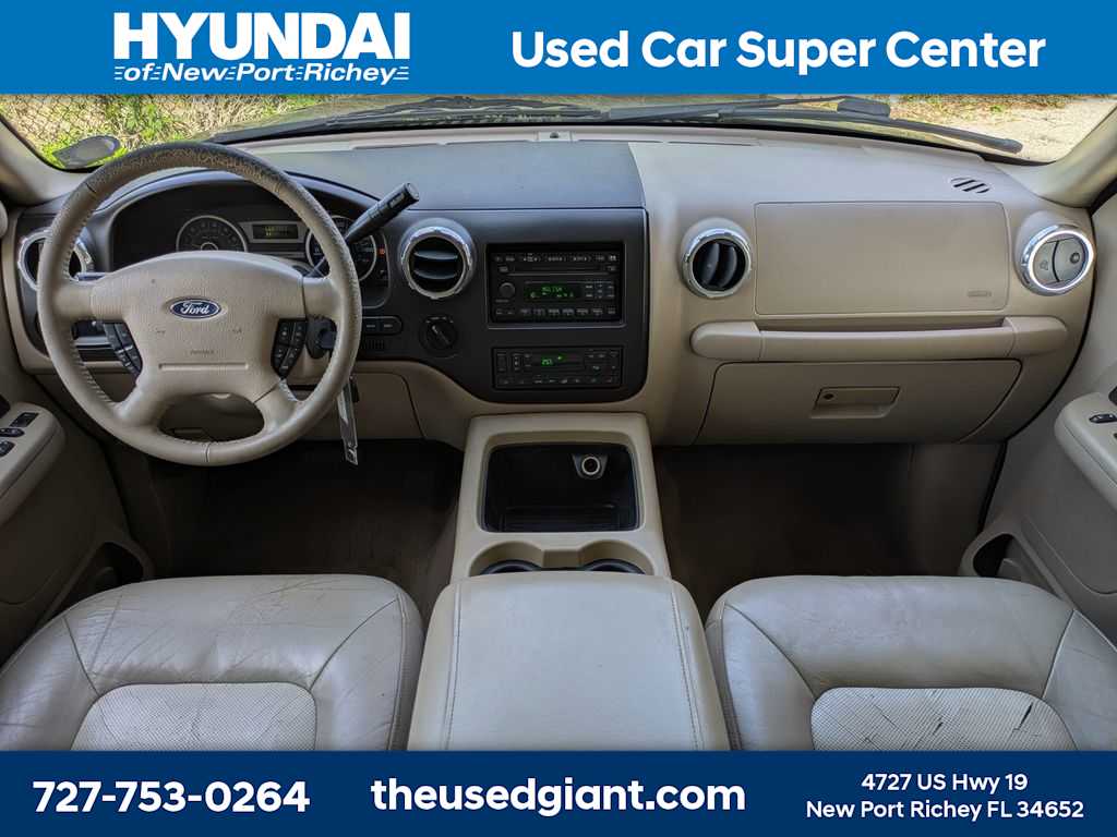 Thumbnail: 2005 Ford Expedition - 20