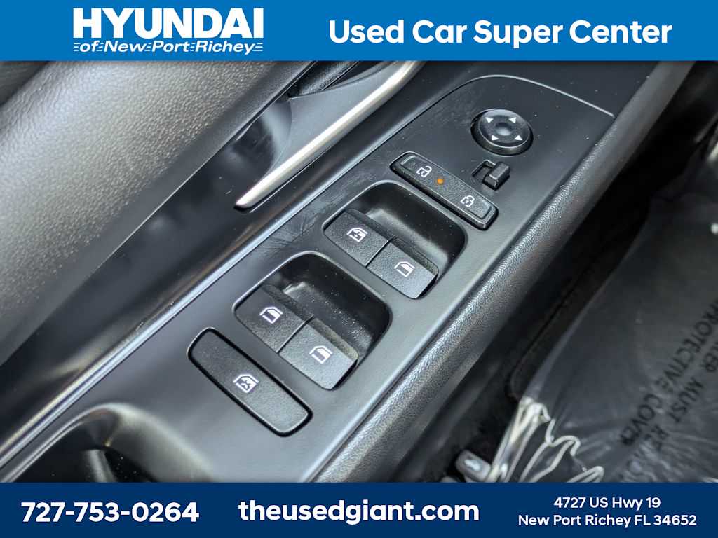 Thumbnail: 2024 Hyundai Elantra - 31