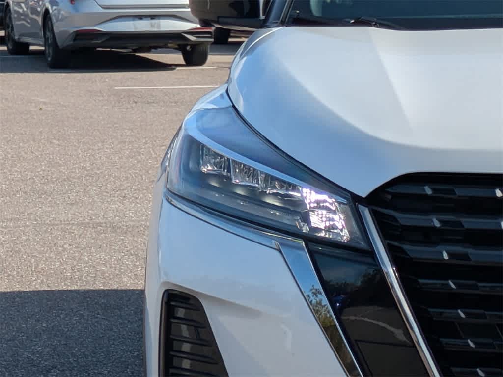 Thumbnail: 2021 Nissan Kicks - 9