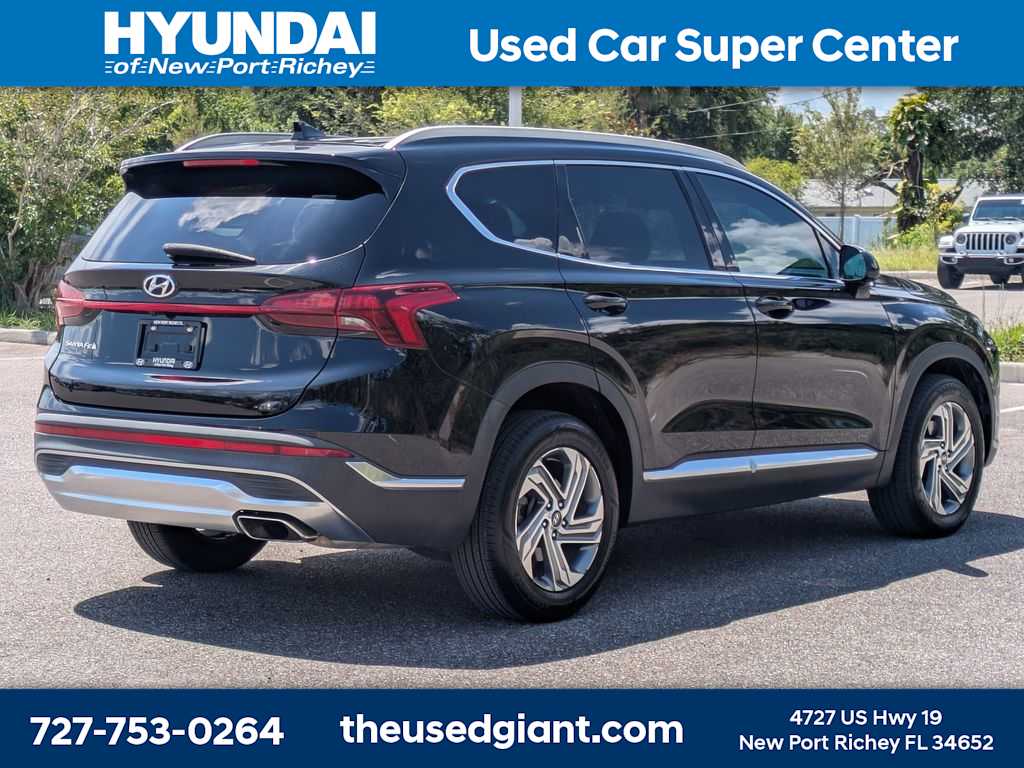 Thumbnail: 2022 Hyundai Santa Fe - 5