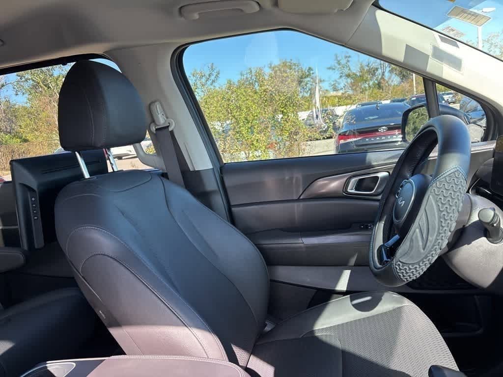 Thumbnail: 2025 Kia Carnival - 7