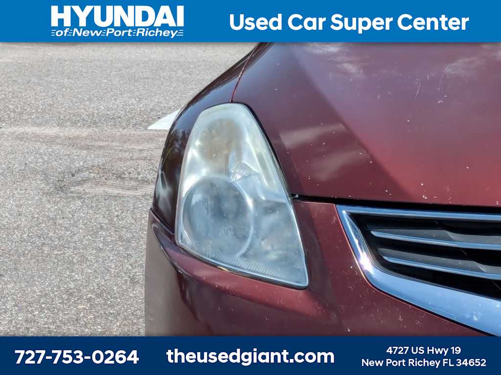 Thumbnail: 2010 Nissan Altima - 9