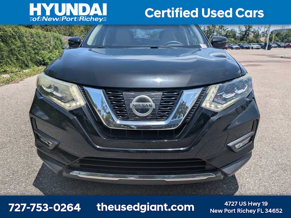 Thumbnail: 2017 Nissan Rogue - 8