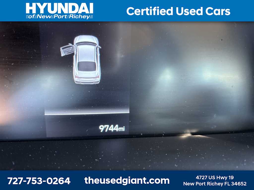 Thumbnail: 2024 Hyundai Elantra - 11