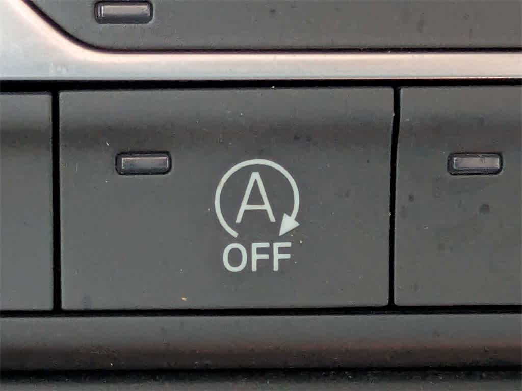 Thumbnail: 2022 Jeep Wrangler - 28