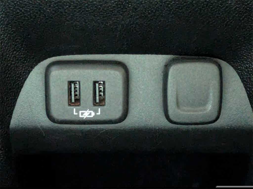 Thumbnail: 2019 Chevrolet Colorado - 15