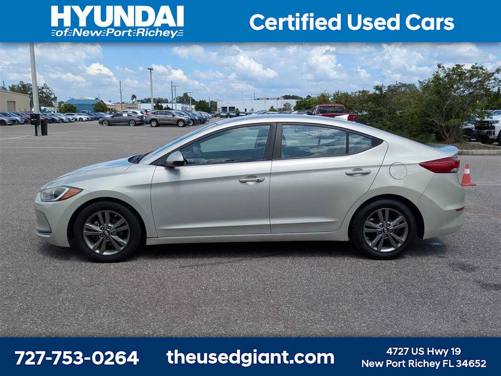 Thumbnail: 2017 Hyundai Elantra - 2