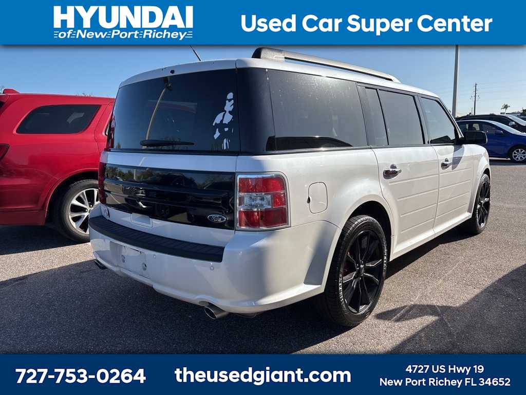 Thumbnail: 2019 Ford Flex - 3