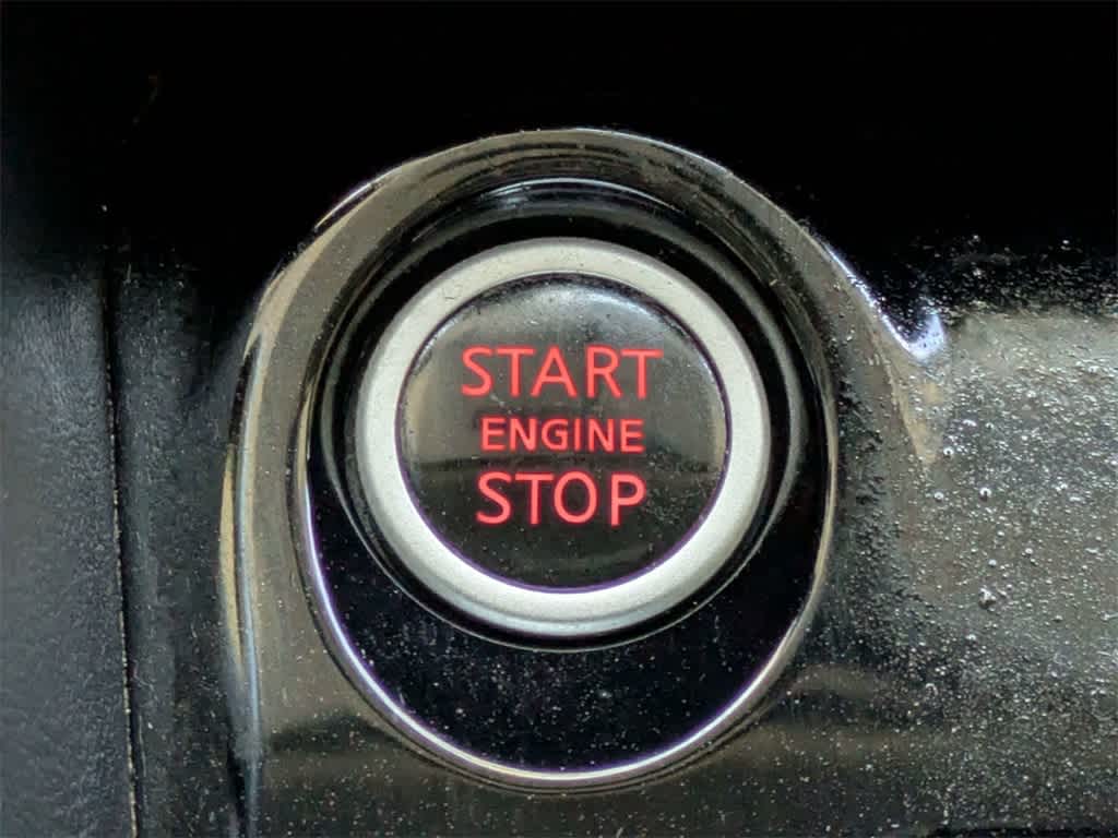 Thumbnail: 2018 Nissan Kicks - 30