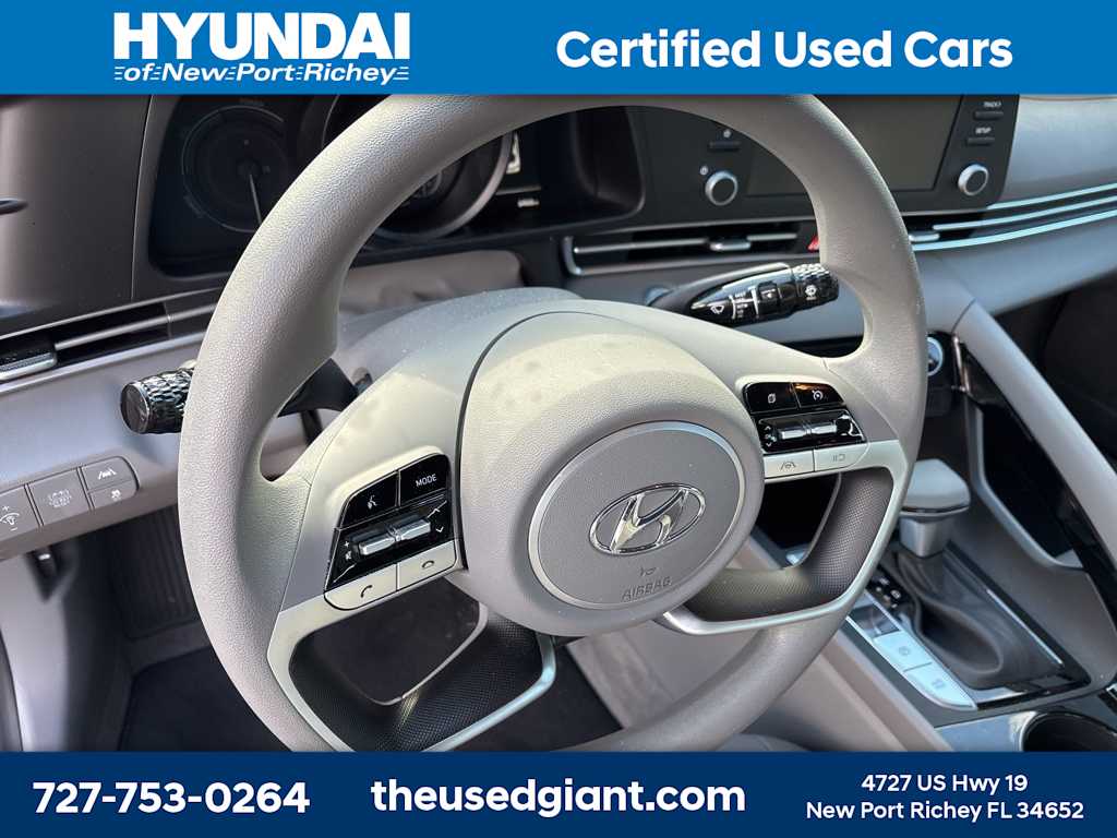 2023 Hyundai Elantra Blue 11