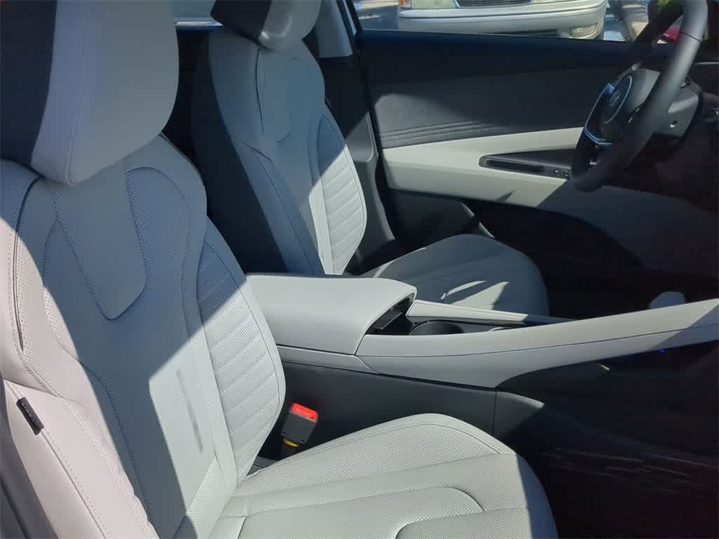 Thumbnail: 2026 Hyundai Elantra - 22