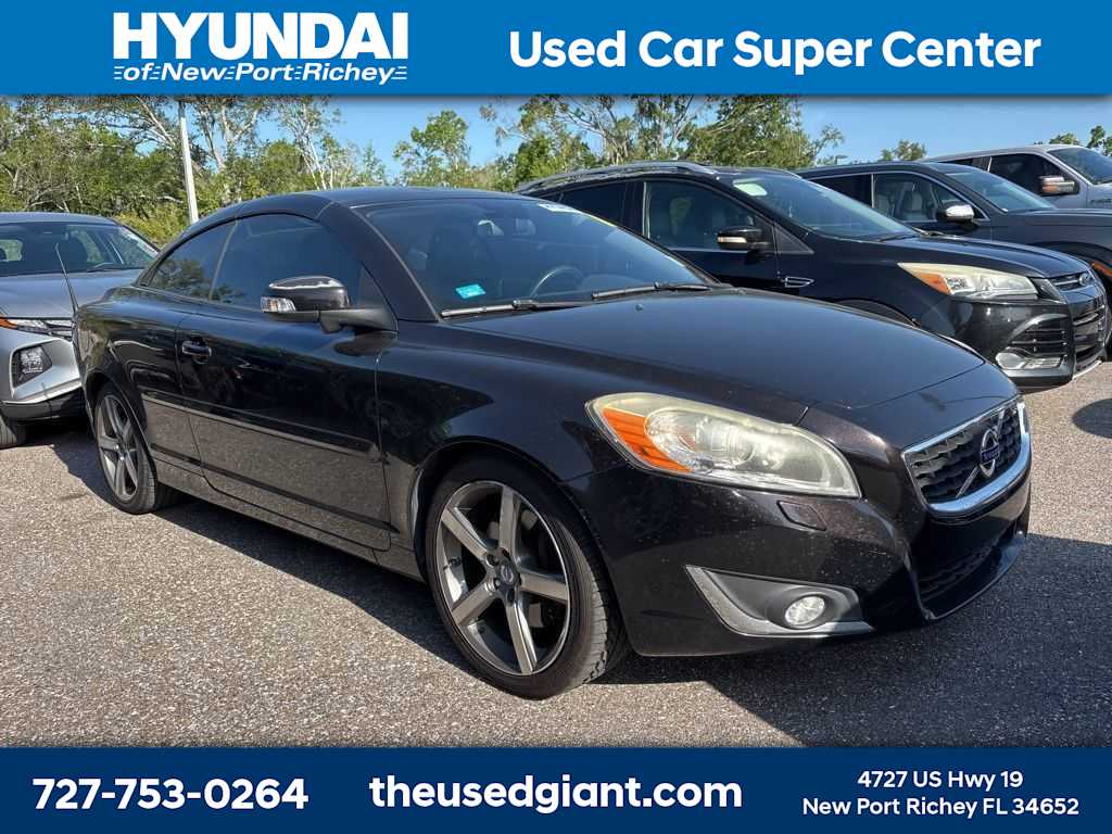 Thumbnail: 2013 Volvo C70 - 4