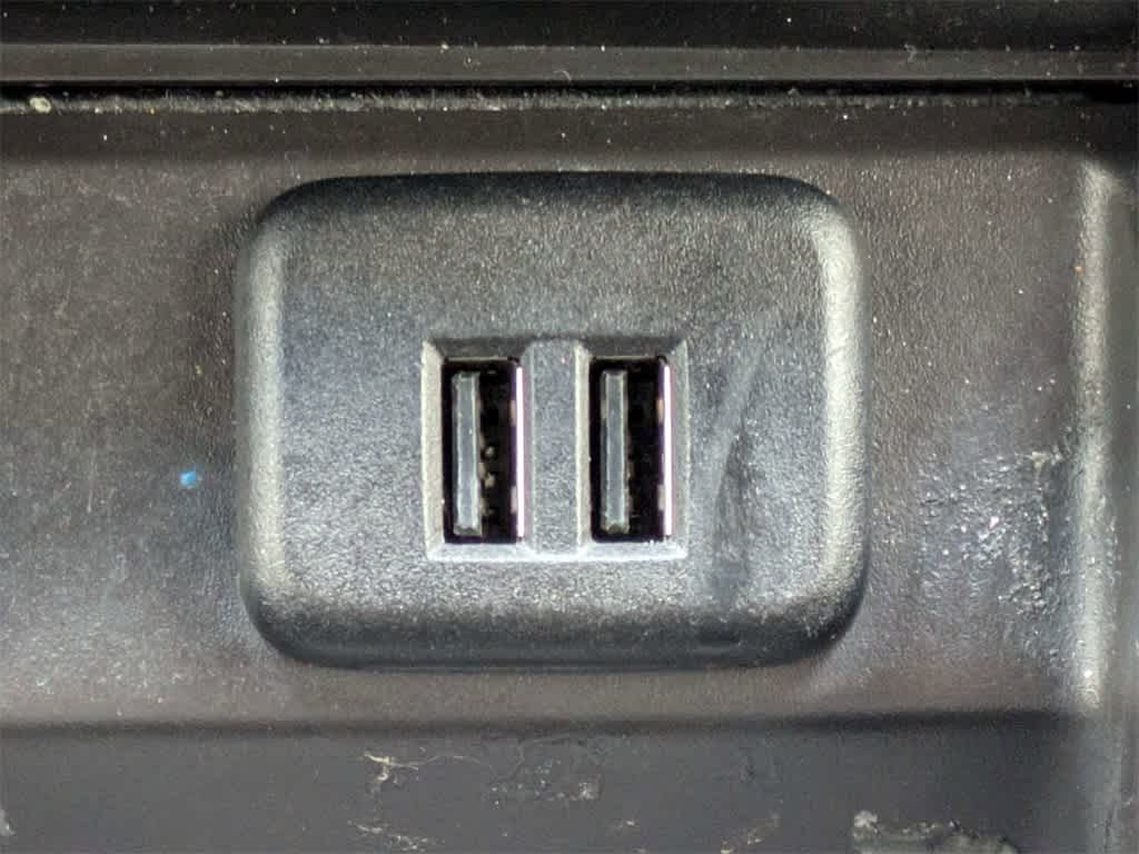 Thumbnail: 2015 Chevrolet Suburban - 33