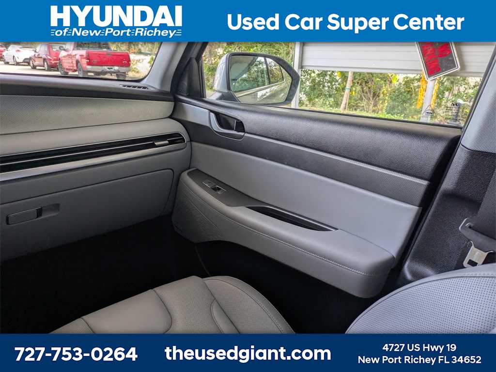 Thumbnail: 2023 Hyundai Palisade - 25