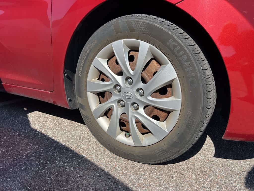 Thumbnail: 2012 Hyundai Elantra - 5