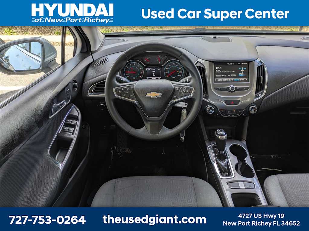 Thumbnail: 2018 Chevrolet Cruze - 17