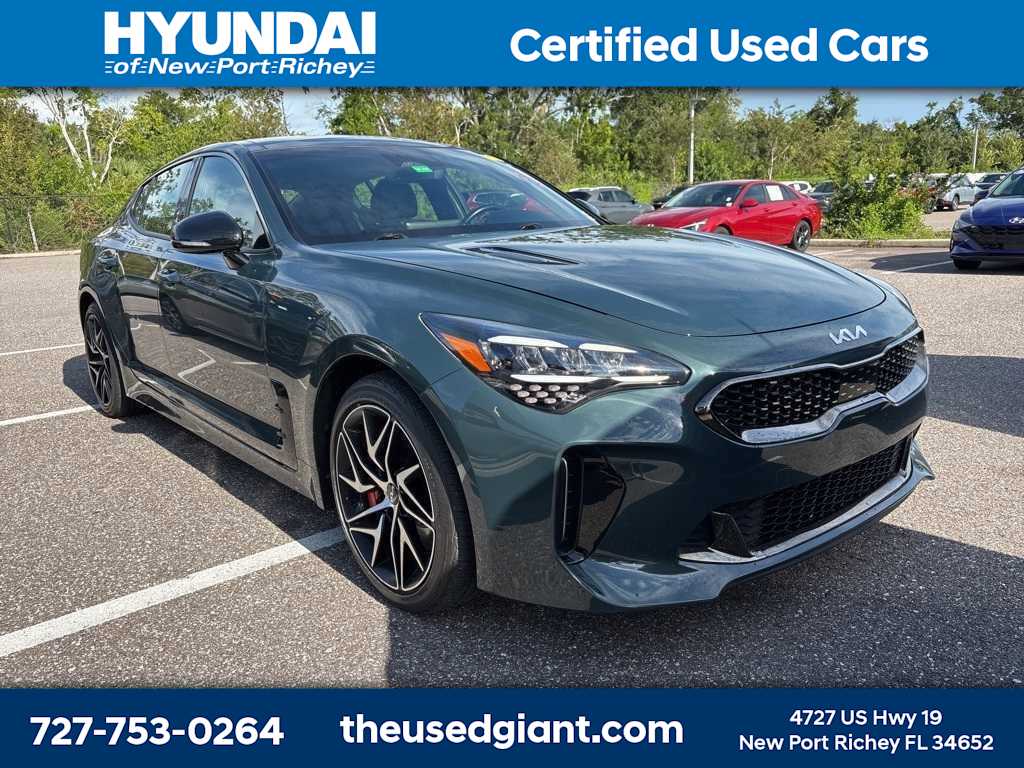 Thumbnail: 2023 Kia Stinger - 4