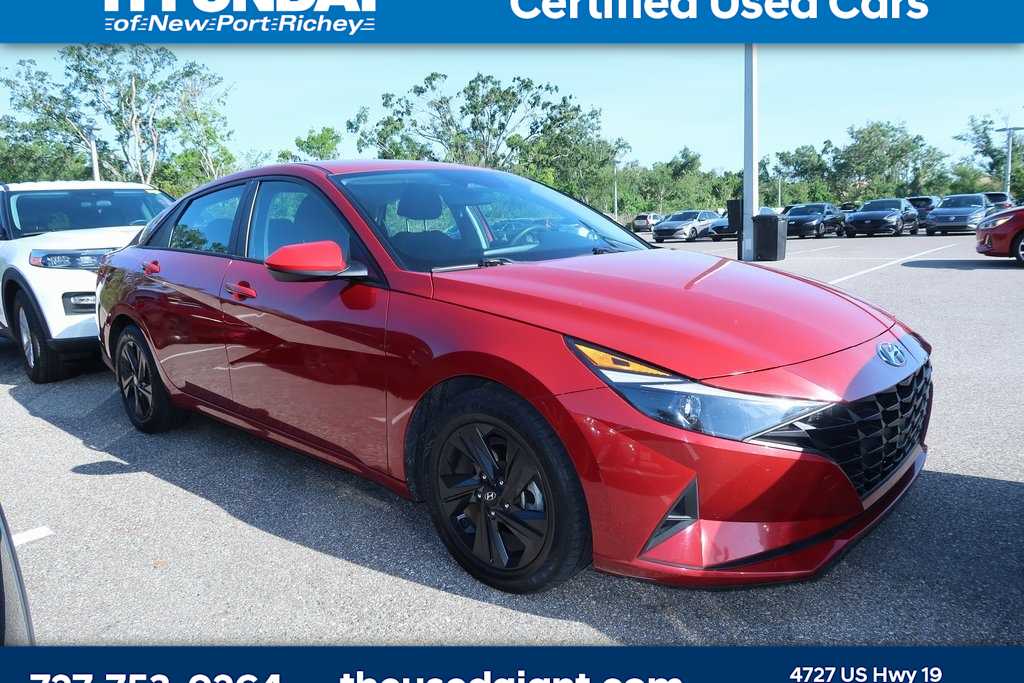 Thumbnail: 2021 Hyundai Elantra - 4