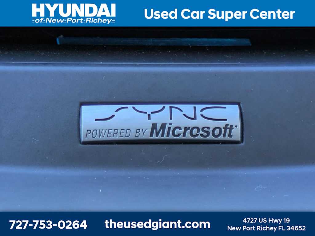 Thumbnail: 2015 Ford Escape - 28