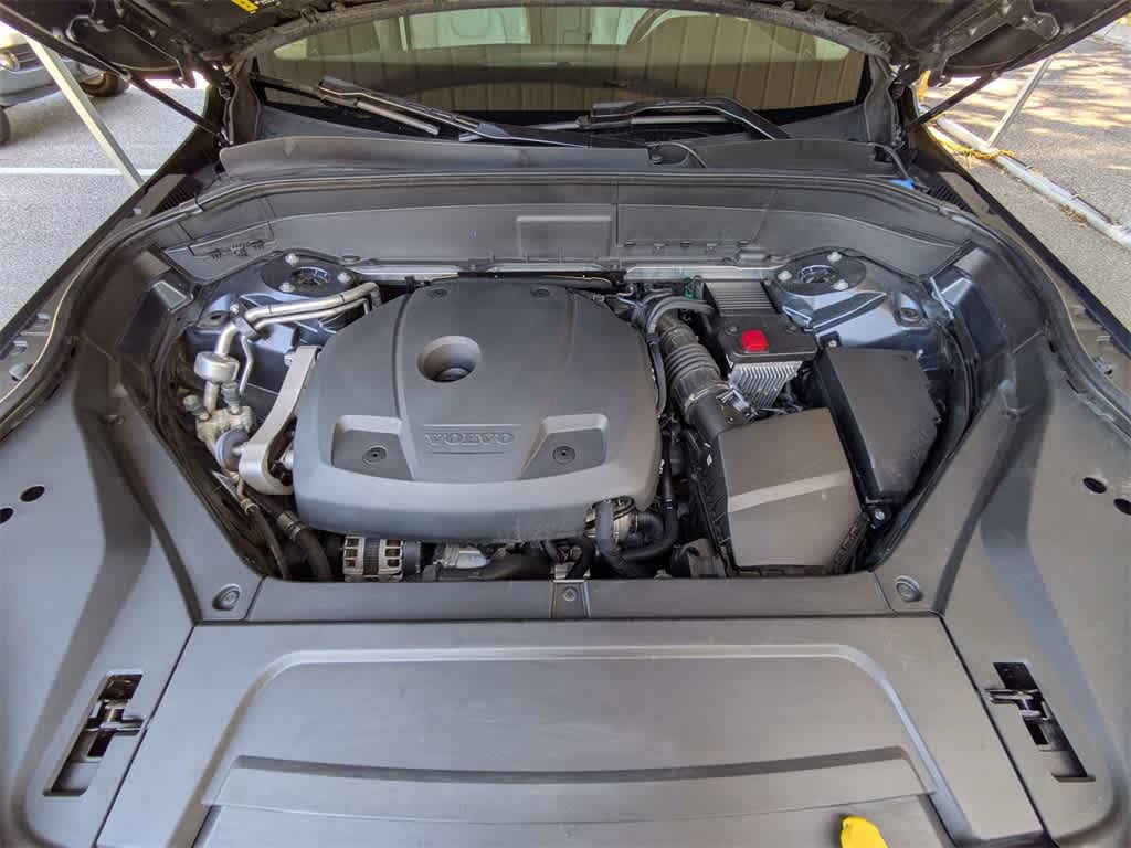 Thumbnail: 2020 Volvo XC90 - 16