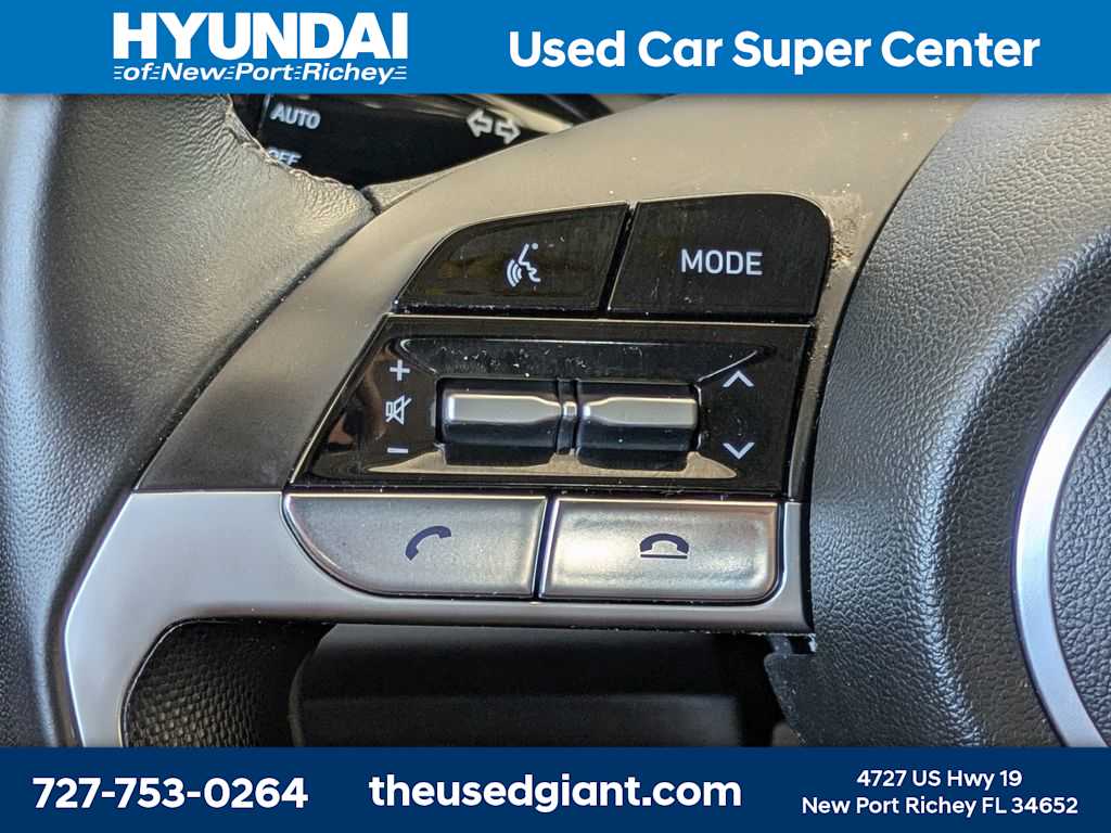 Thumbnail: 2023 Hyundai Elantra - 32