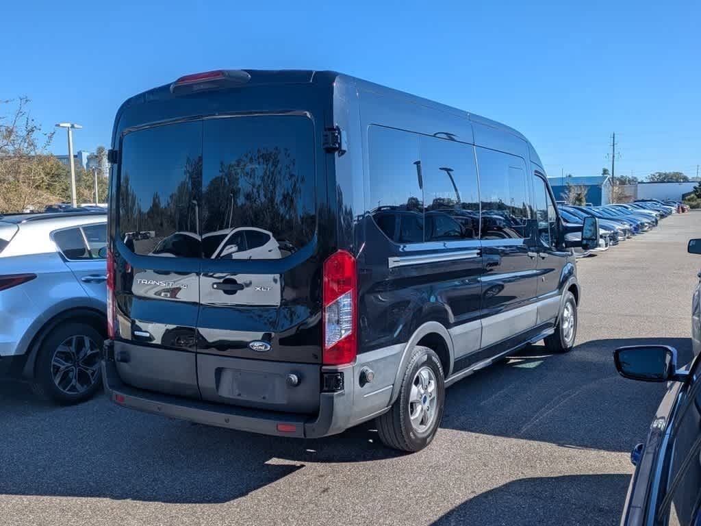 Thumbnail: 2018 Ford Transit Series - 3