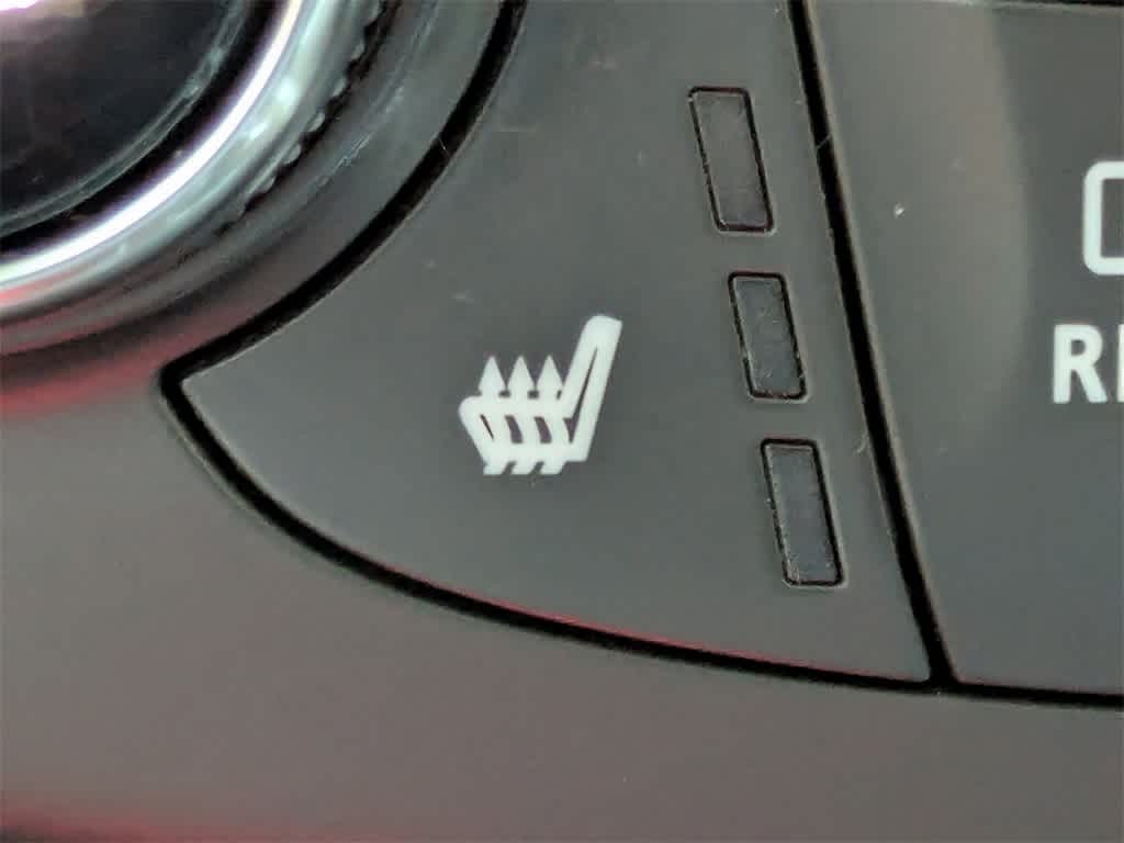 Thumbnail: 2020 Chevrolet Traverse - 28