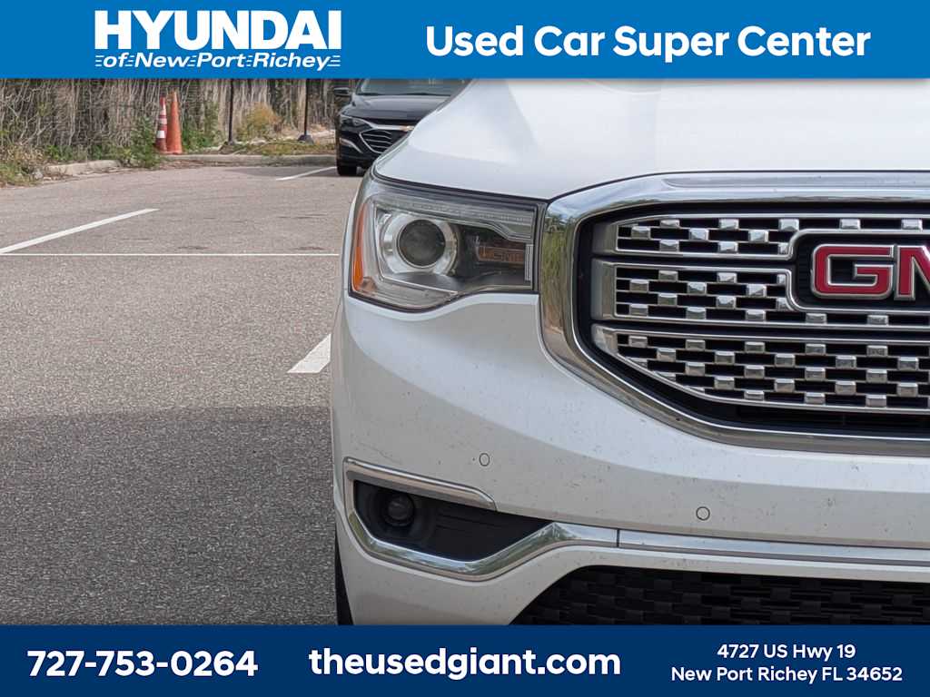 Thumbnail: 2017 GMC Acadia - 9