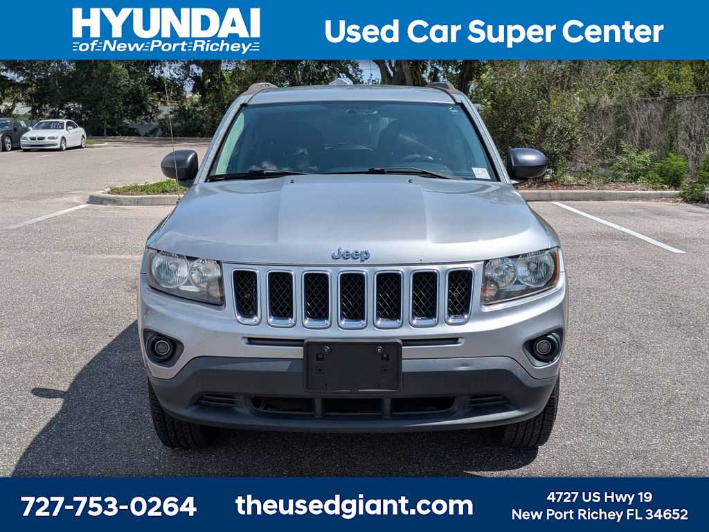Thumbnail: 2016 Jeep Compass - 8