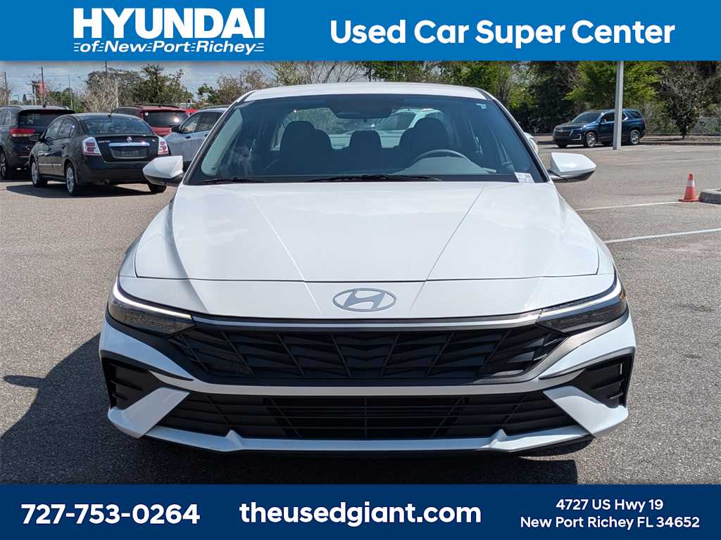 Thumbnail: 2024 Hyundai Elantra - 8