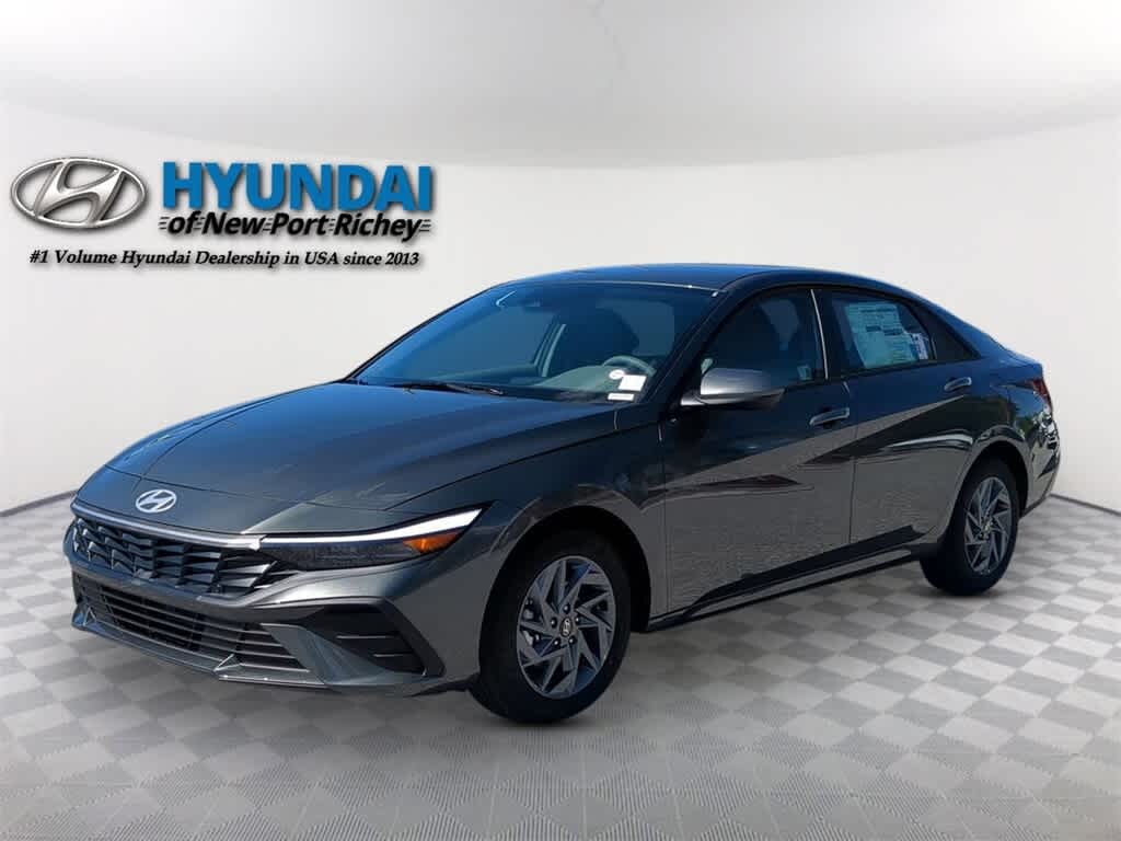 New 2026 Hyundai Elantra HEV Blue Sedan