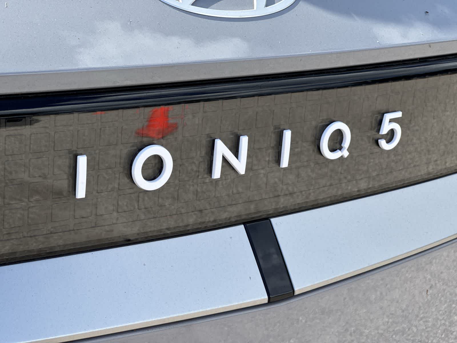 2025 Hyundai Ioniq 5 SEL 12
