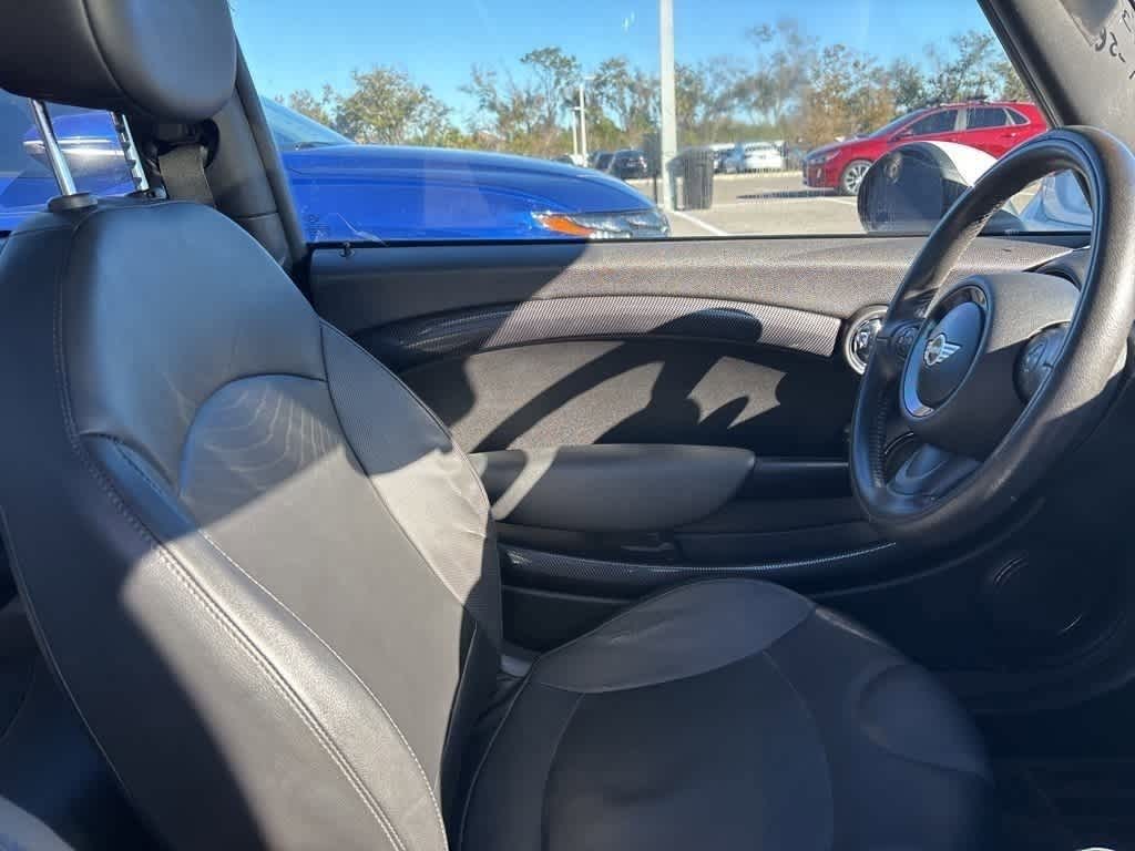 Thumbnail: 2013 MINI Cooper Hardtop - 8