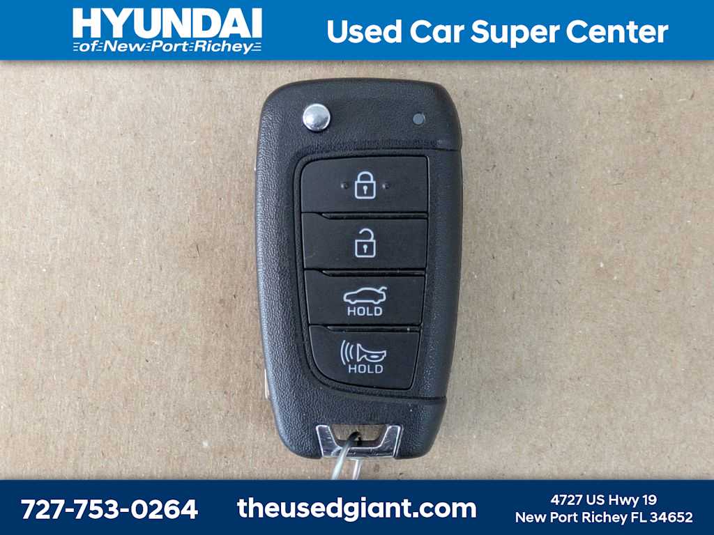 Thumbnail: 2025 Hyundai Elantra - 30