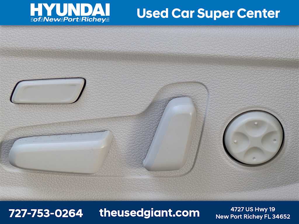 Thumbnail: 2020 Hyundai Palisade - 25