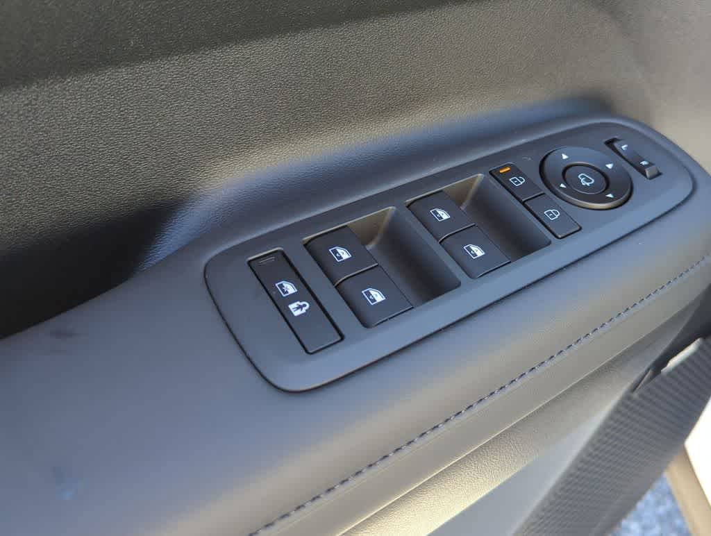 Thumbnail: 2026 Hyundai Santa Fe - 17