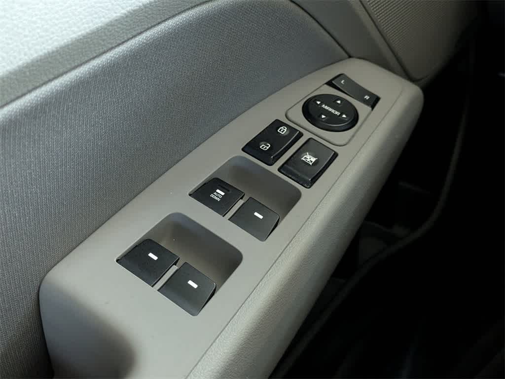 Thumbnail: 2020 Hyundai Elantra - 23