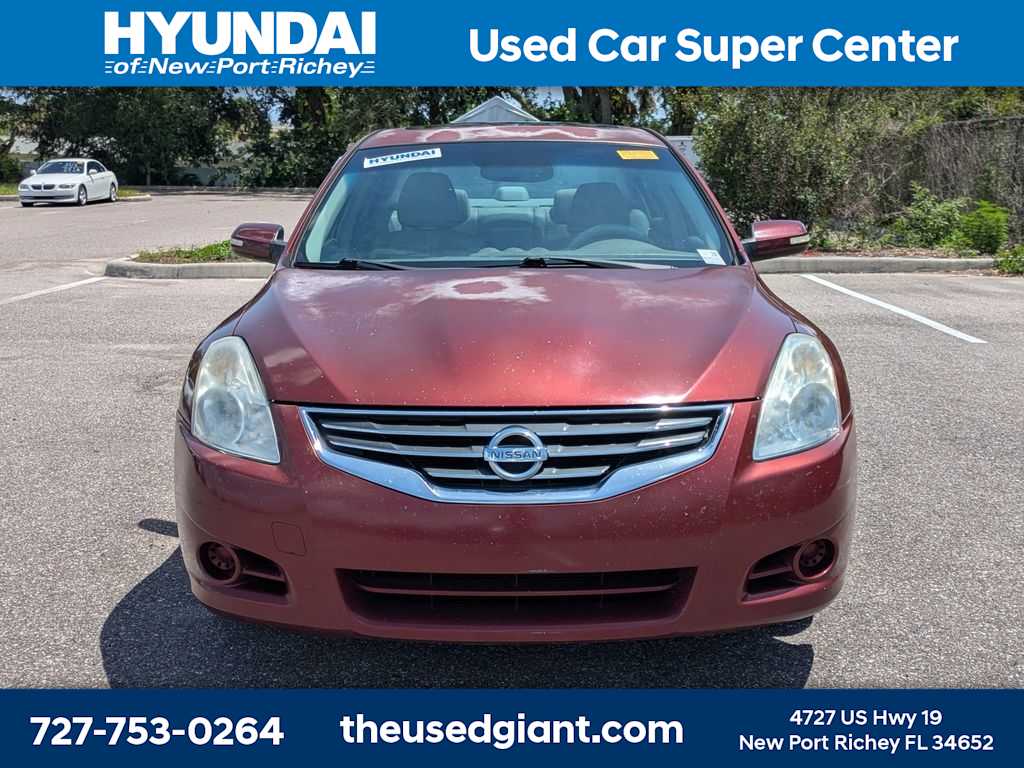 Thumbnail: 2010 Nissan Altima - 8