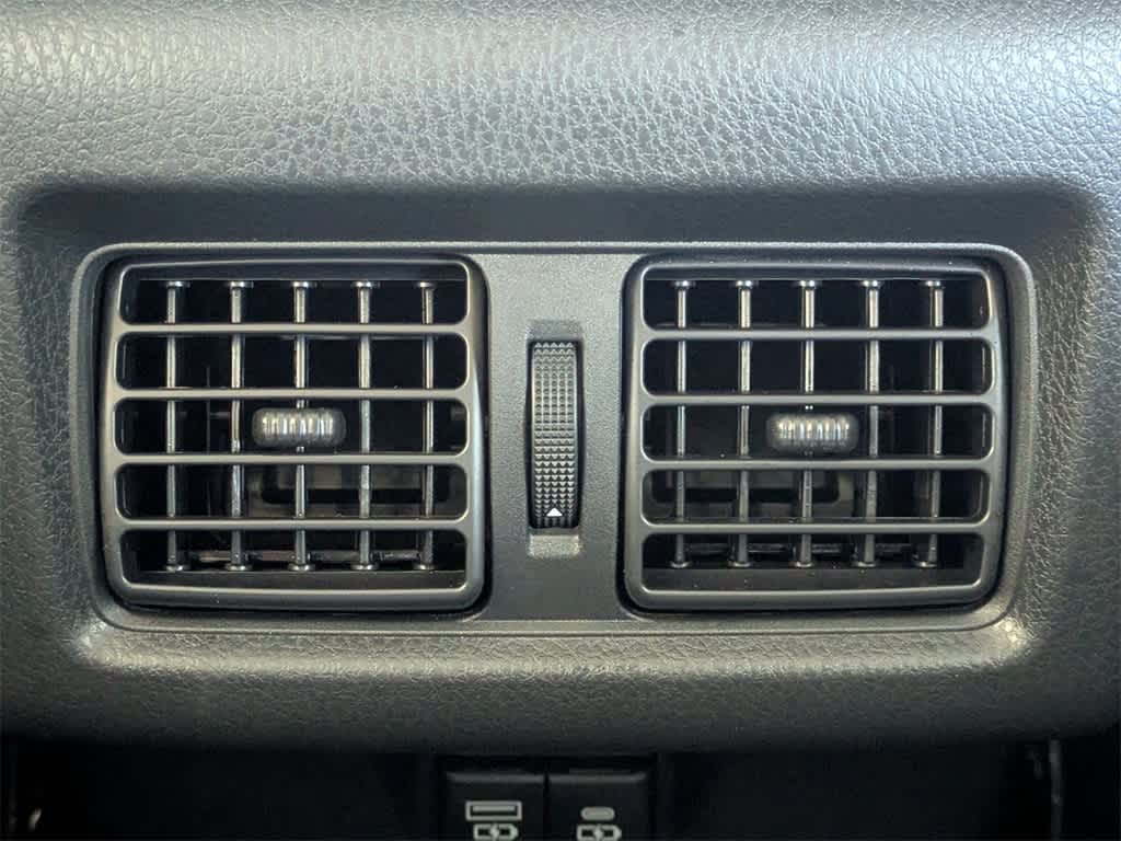 Thumbnail: 2025 Toyota Camry - 16