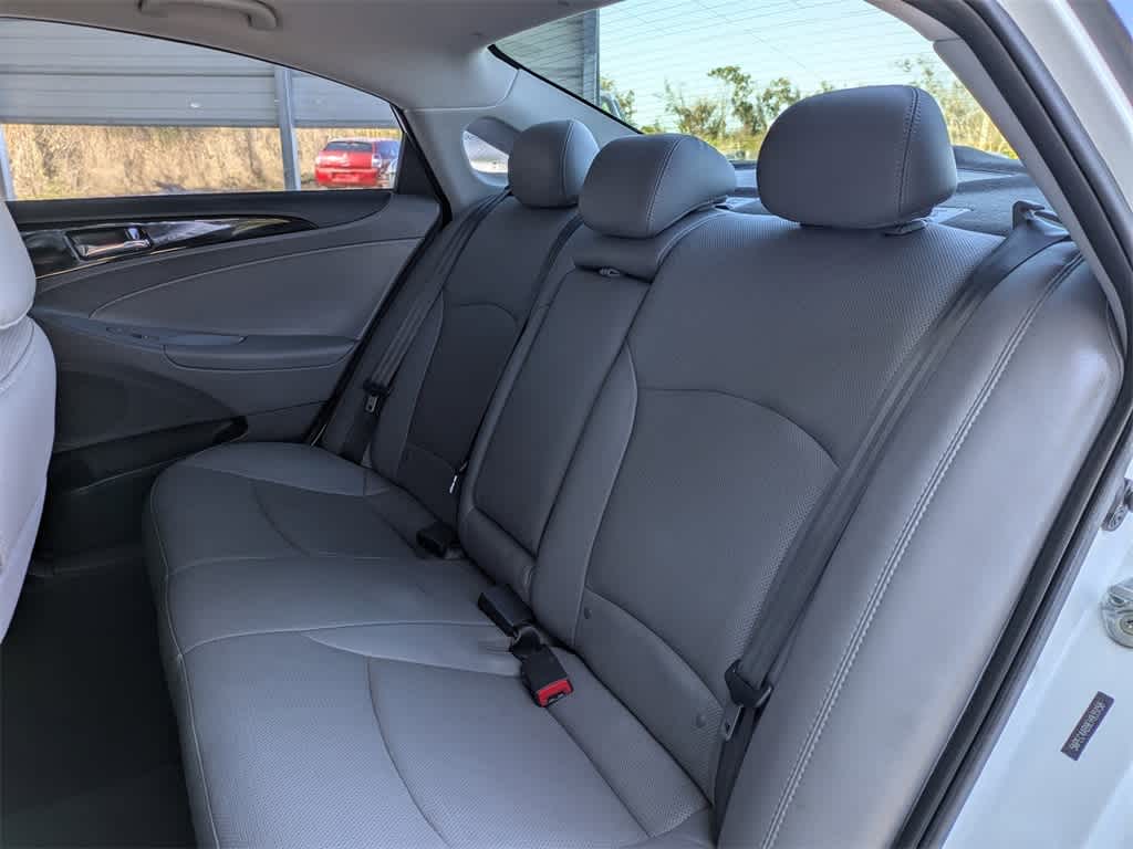 Thumbnail: 2014 Hyundai Sonata - 15