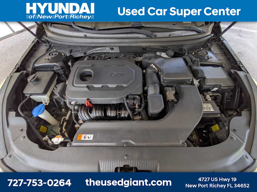 Thumbnail: 2015 Hyundai Sonata - 13
