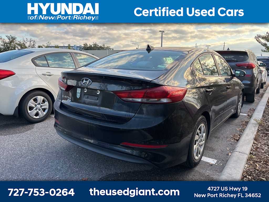Thumbnail: 2017 Hyundai Elantra - 3