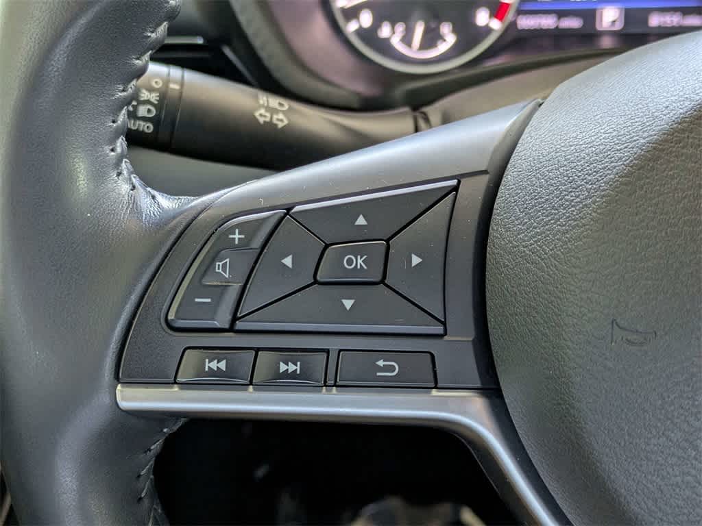 Thumbnail: 2021 Nissan Sentra - 25