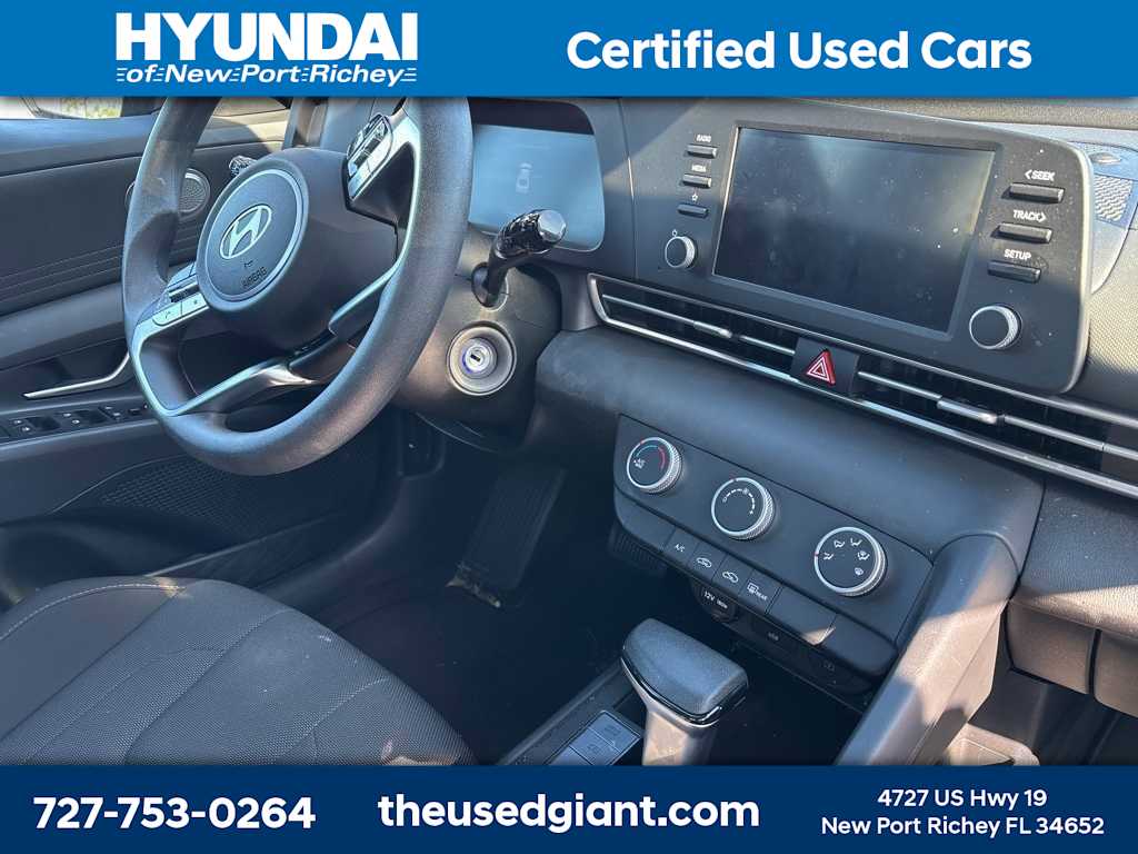 Thumbnail: 2024 Hyundai Elantra - 6