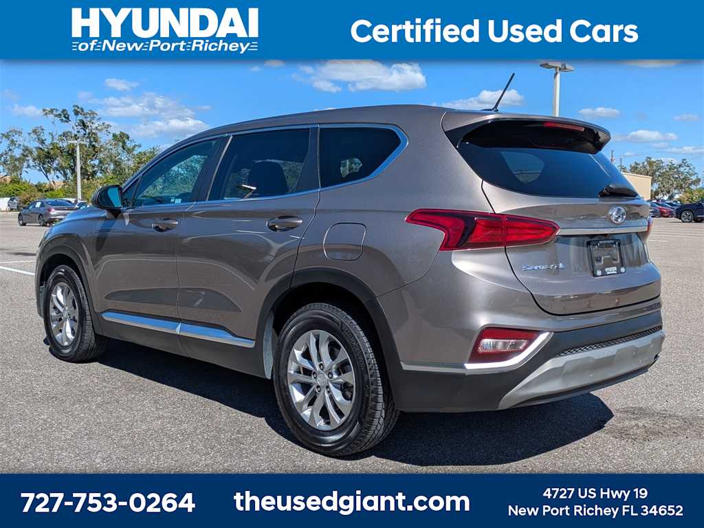 Thumbnail: 2019 Hyundai Santa Fe - 3