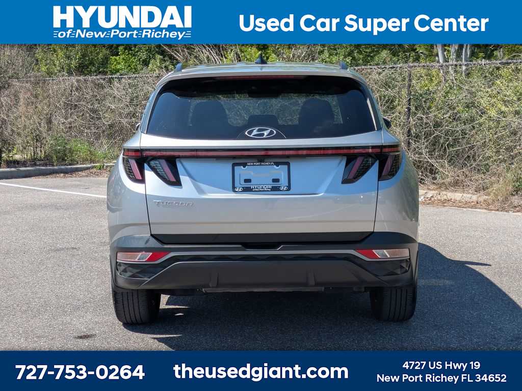 Thumbnail: 2022 Hyundai Tucson - 4