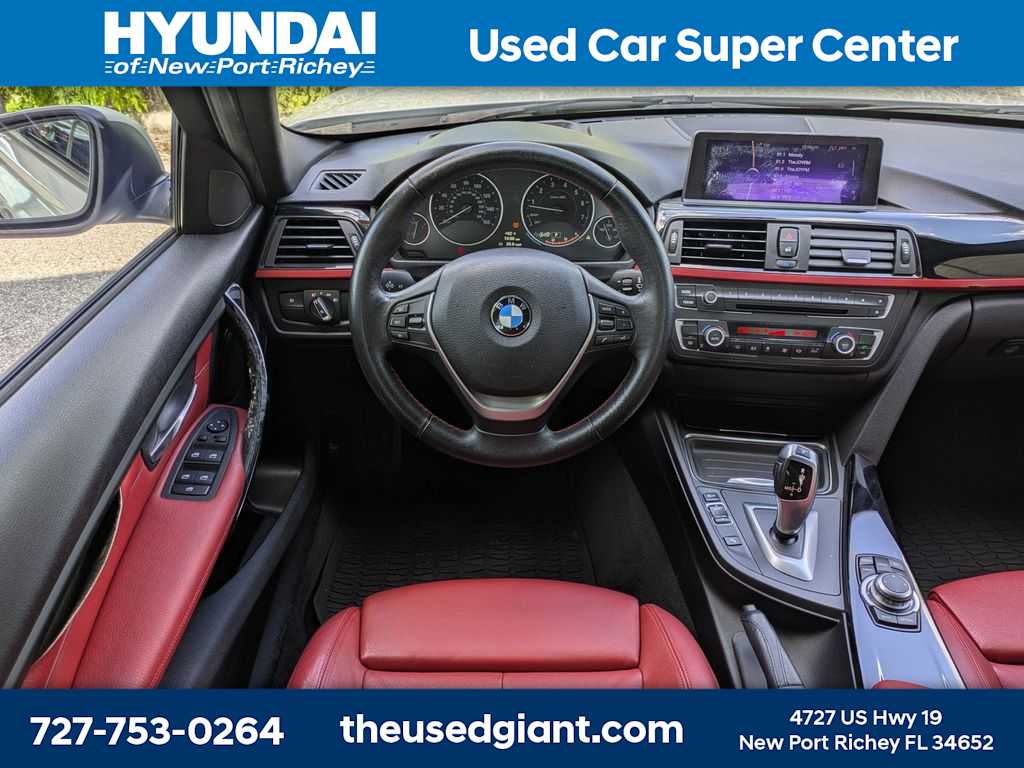 Thumbnail: 2013 BMW 3 Series - 16